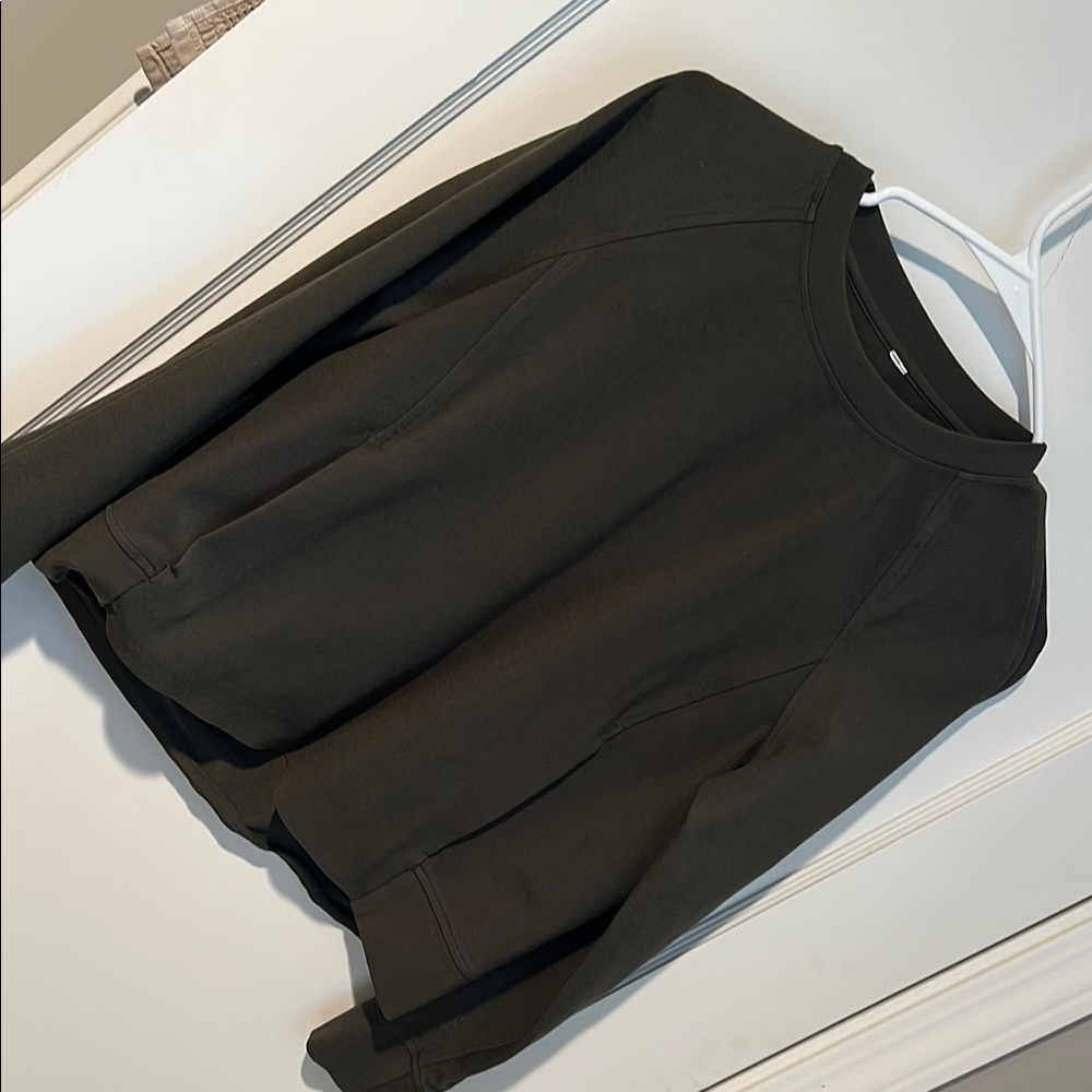 Lululemon Cropped Sweatshirt - EUC